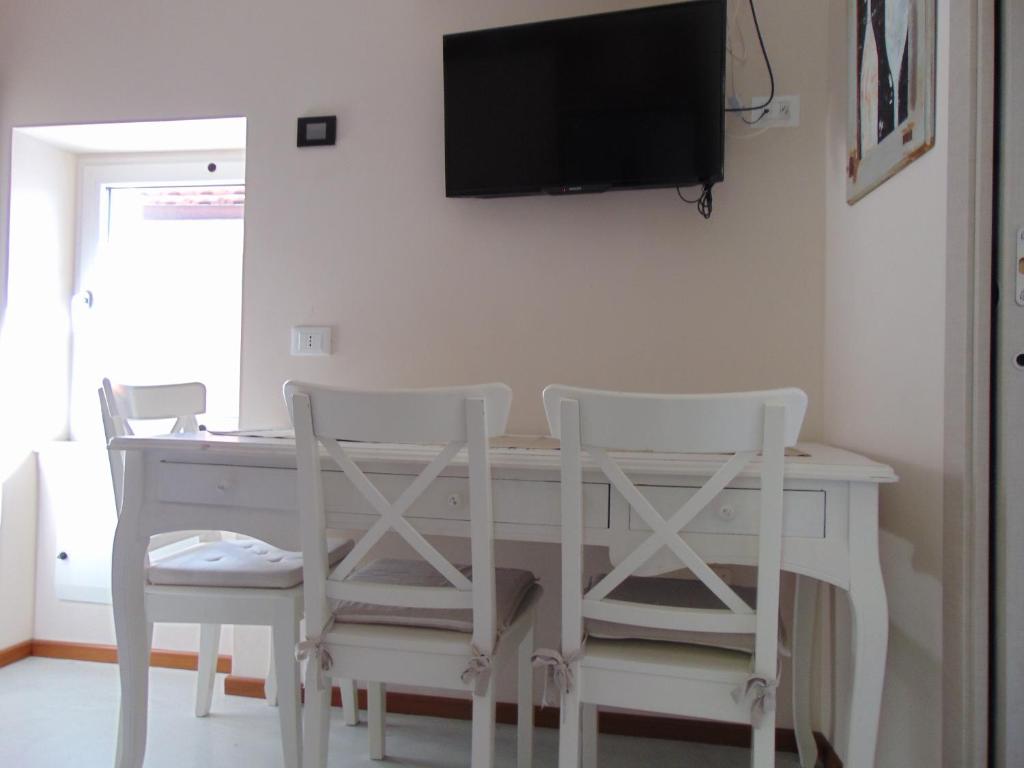 La Casetta room 2
